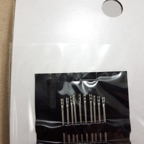 Universal hand sewing needle set (18 pcs) 0015