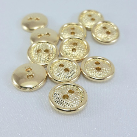 Guziki metalizowane na dziurki – eleganckie guziki do odzieży | Sklep online