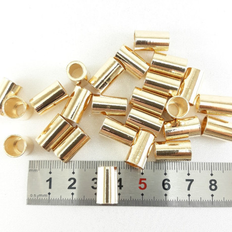 Metalowa końcówka do sznurka