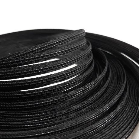 Fiszbiny tkane 4mm/25y czarny 5787