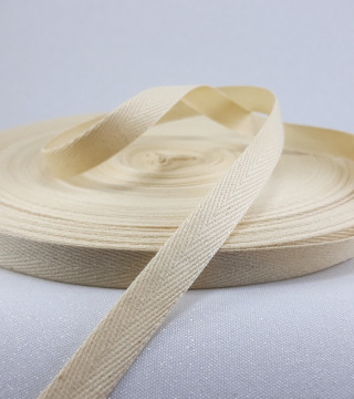 Taśma bawełniana jodełka – trwała, naturalna i estetyczna
