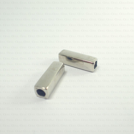 Silver metal eyelet no: 1733