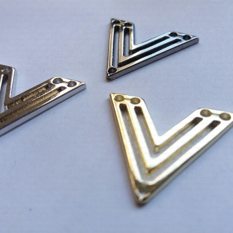 Gold, silver, dark silver metal plate 1773