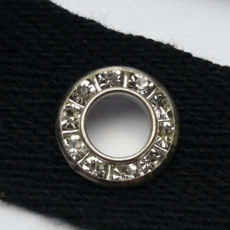 Decorative tape with eyelets 1812