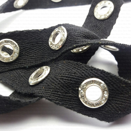 Decorative tape with eyelets 1812