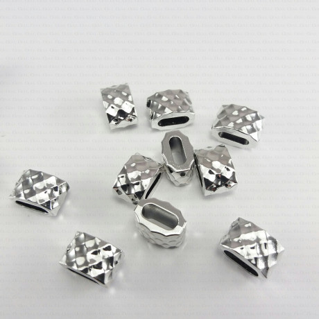 Przelotka plastikowa 1738