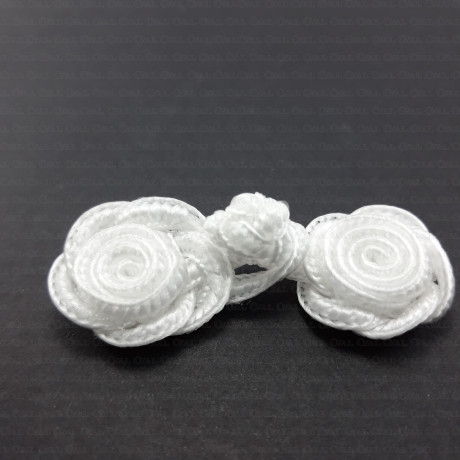 Szamerunek-zapięcie białe i czarne,2007