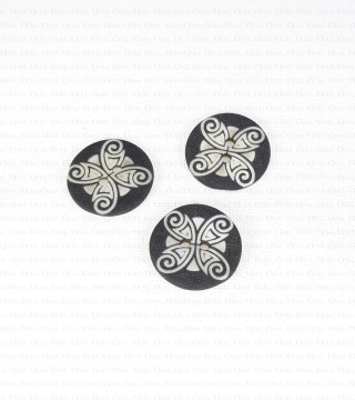 Natural shell buttons 20 mm, no. 2031