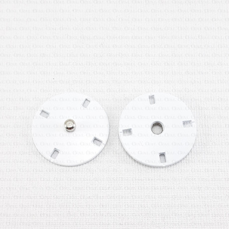 Metal clasps various sizes 1777