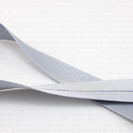 Pressed satin bias binding col 193