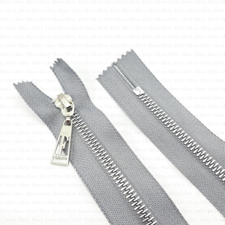 Decorative 16 cm closed-end zips 1924
