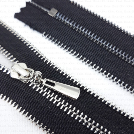 16 cm non-separating metal zips 2132