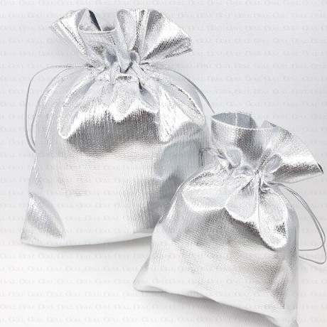 Metallic silver gift bags 2147