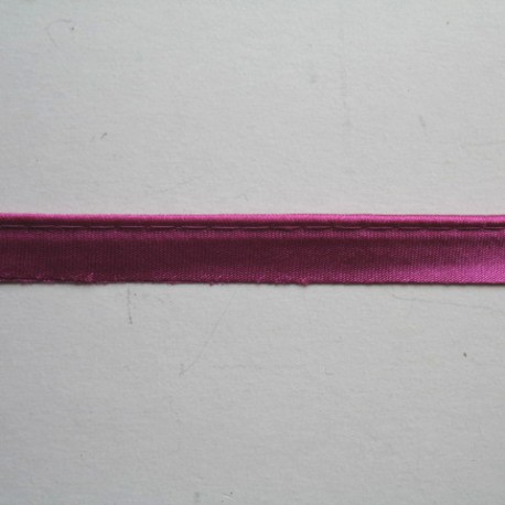 Lamówka ze sznurkiem 20mm 5 m.b. - 658
