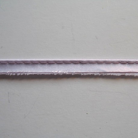 Lamówka ze sznurkiem 20mm 5 m.b. - 664