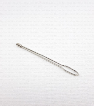 Cord, elastic and ribbon threader – a practical sewing tool