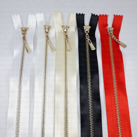 16 cm metal zips on satin tape 1835