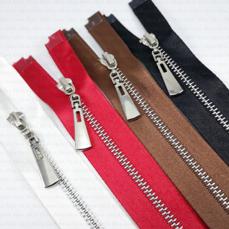 60 cm metal zips on satin tape / silver teeth 2246