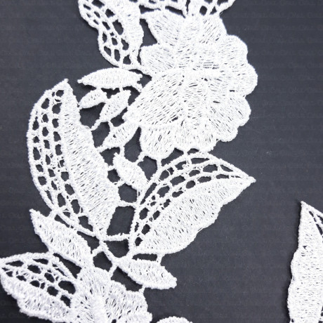Guipure appliqués 165 mm white, black 2259