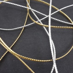 Tani sznurek metalizowany