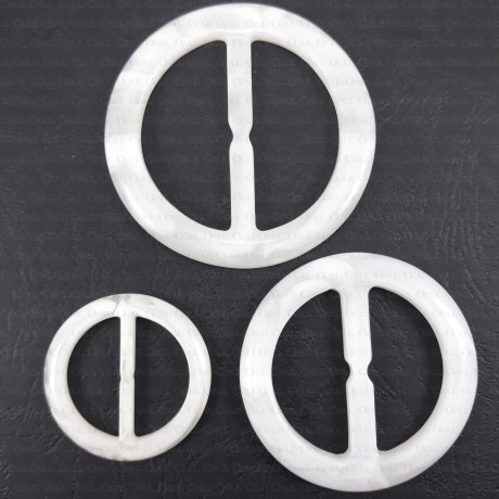 Plastic clip no. 1490