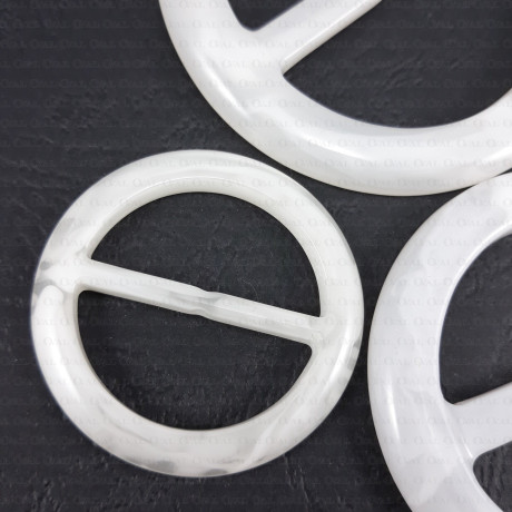 Plastic clip no. 1490