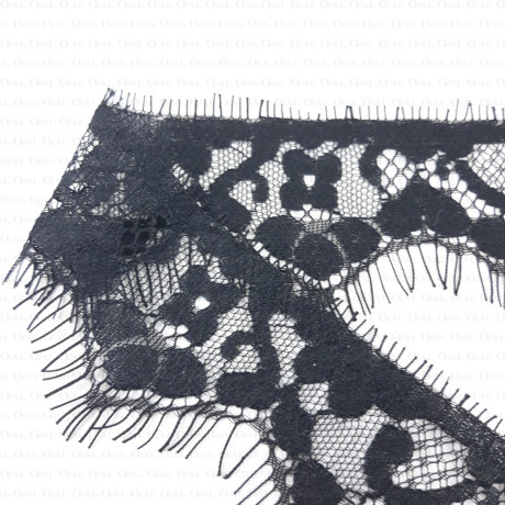 White and black trim 50 mm / 3 or 15 yards 2375