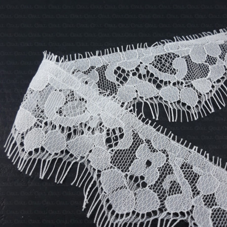 White and black trim 50 mm / 3 or 15 yards 2375
