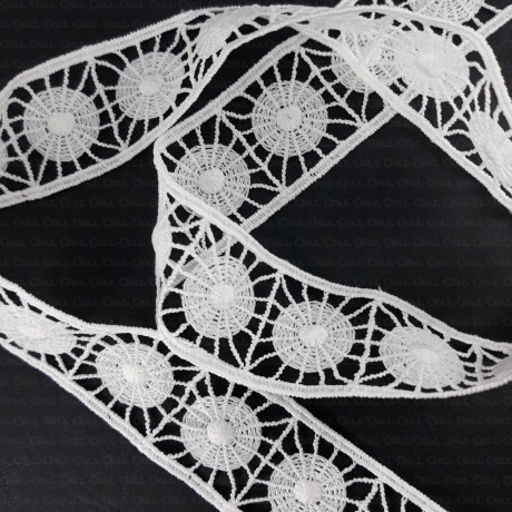 Guipure lace trim 30mm/1 or 20m white and black 2406