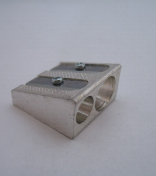 Double metal pencil sharpener