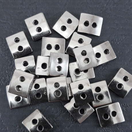 Guzik metalowy 10 lub 200szt 2495