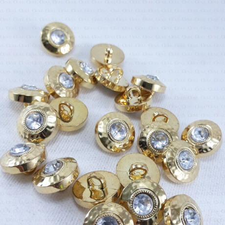 Plastic button 13mm 10 or 50pcs 909