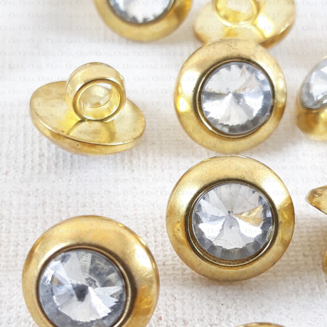 Guzik plastikowy  PAKIET 10 szt ,1870