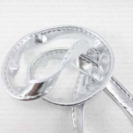 Lamówka ze sznurkiem - wypustka (pajping) 5 m.b.  nr 438