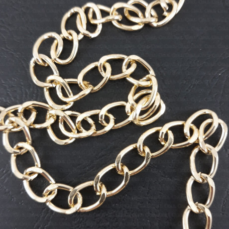 Necklace 15.5 gold, silver 2510