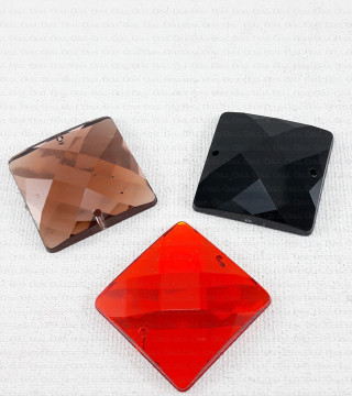 Acrylic stones 24x24mm no. 1017