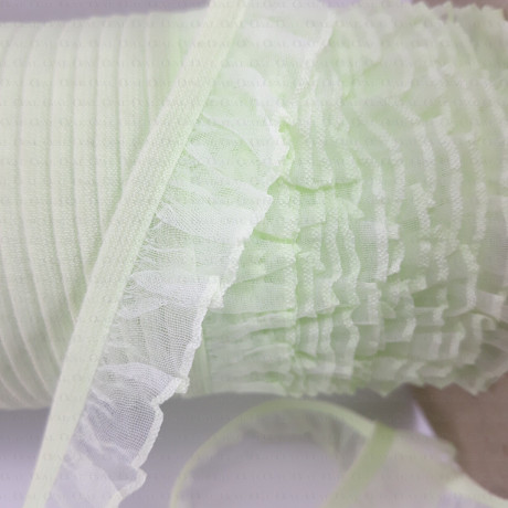 Gum lace 17mm light green 1m 277