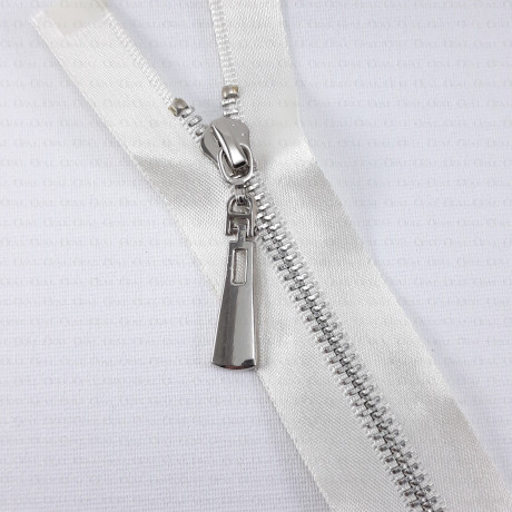 60 cm metal zips on satin tape / silver teeth 2246