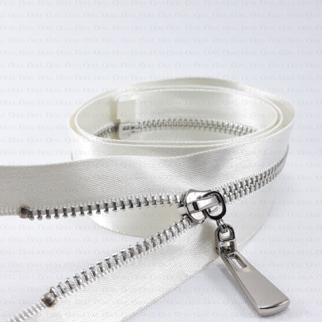 60 cm metal zips on satin tape / silver teeth 2246
