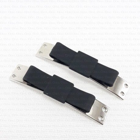 plate with a bow, decorative plate, ornamental plate