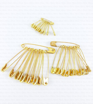 Gold safety pins 12 pcs. Assorted sizes 11