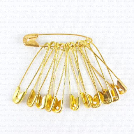 Gold safety pins 12 pcs. Assorted sizes 11