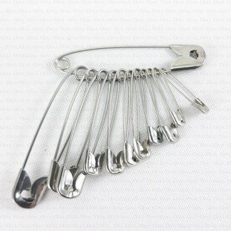 Silver safety pins 12 pcs. 10