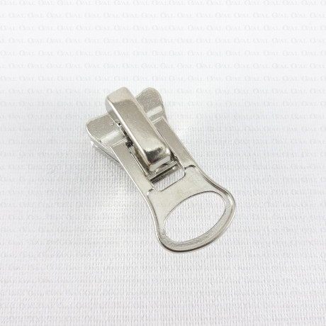 Machine for 8-gauge coil zipper no. 2548