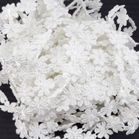 Guipure lace white, black 13mm 1 or 9m no. 2161